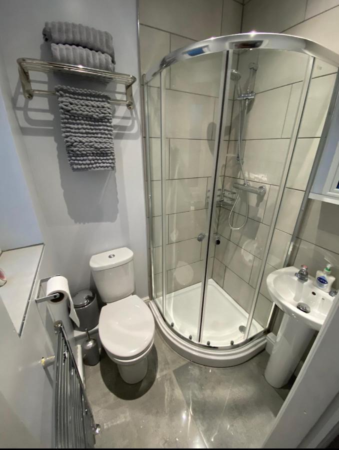 Beckett Guest House Барнсли Экстерьер фото